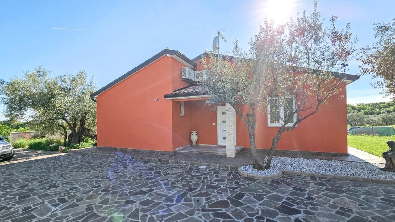 Casa Gojtan Villa Karigador Eksteriør billede