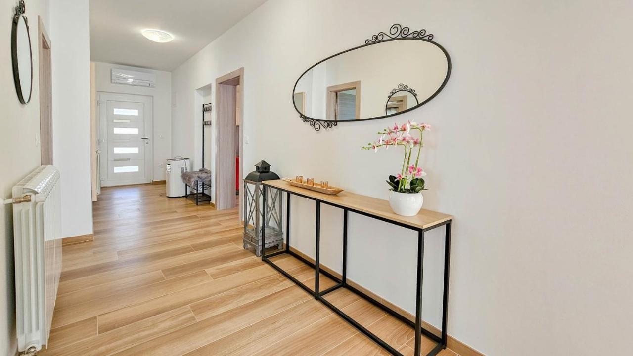 Casa Gojtan Villa Karigador Eksteriør billede